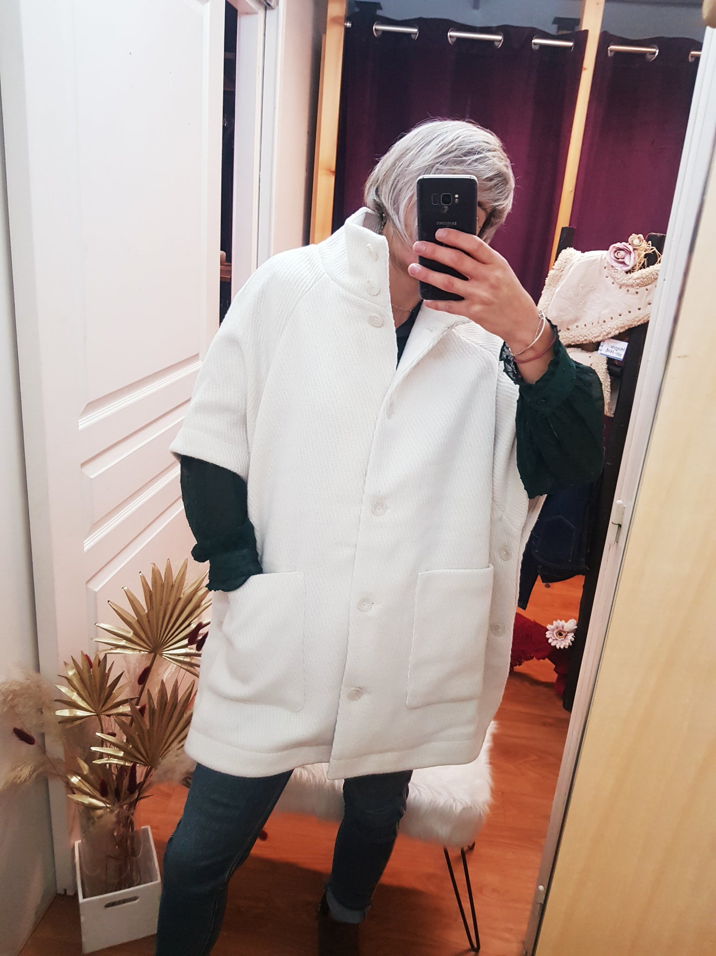 Veste Oversize Crème – Esprit Cape & Élégance Structurée