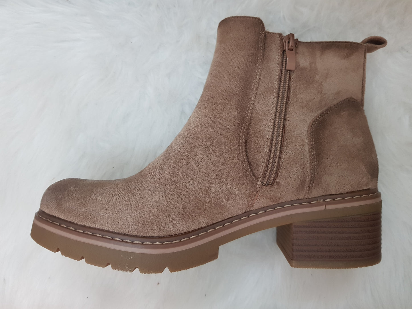 Boots Dalia
